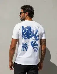 CAMISETA BRANCA ESTAMPA ASSINATURA E FLORAL COSTAS (CAMISETA MC DEC RED CONCEPT)